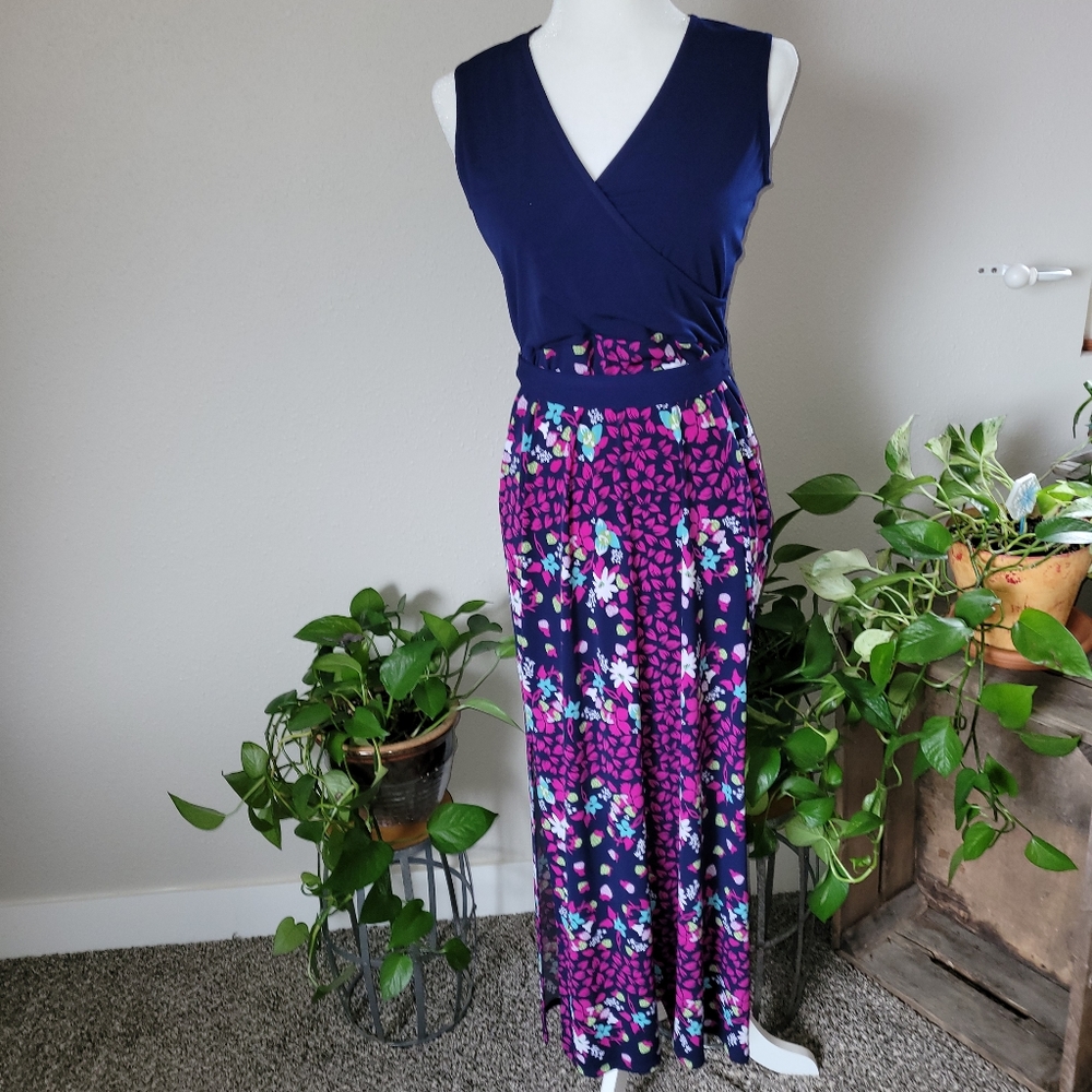 Leota new without tags women's Petite medium dress